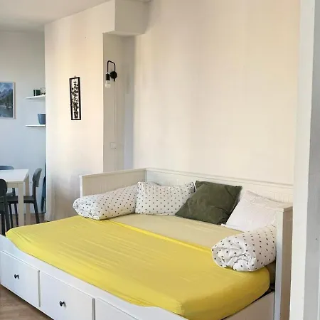 A Apartamento *